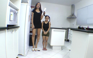 FetishKing: Giant vs extra mini girl domination - Ana Claudia And Mini...