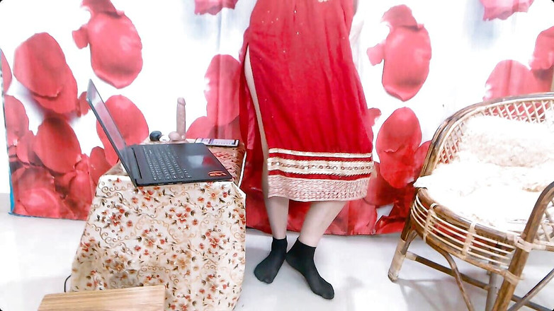 Bolly Karma: Stoute vrouw exhibitionist