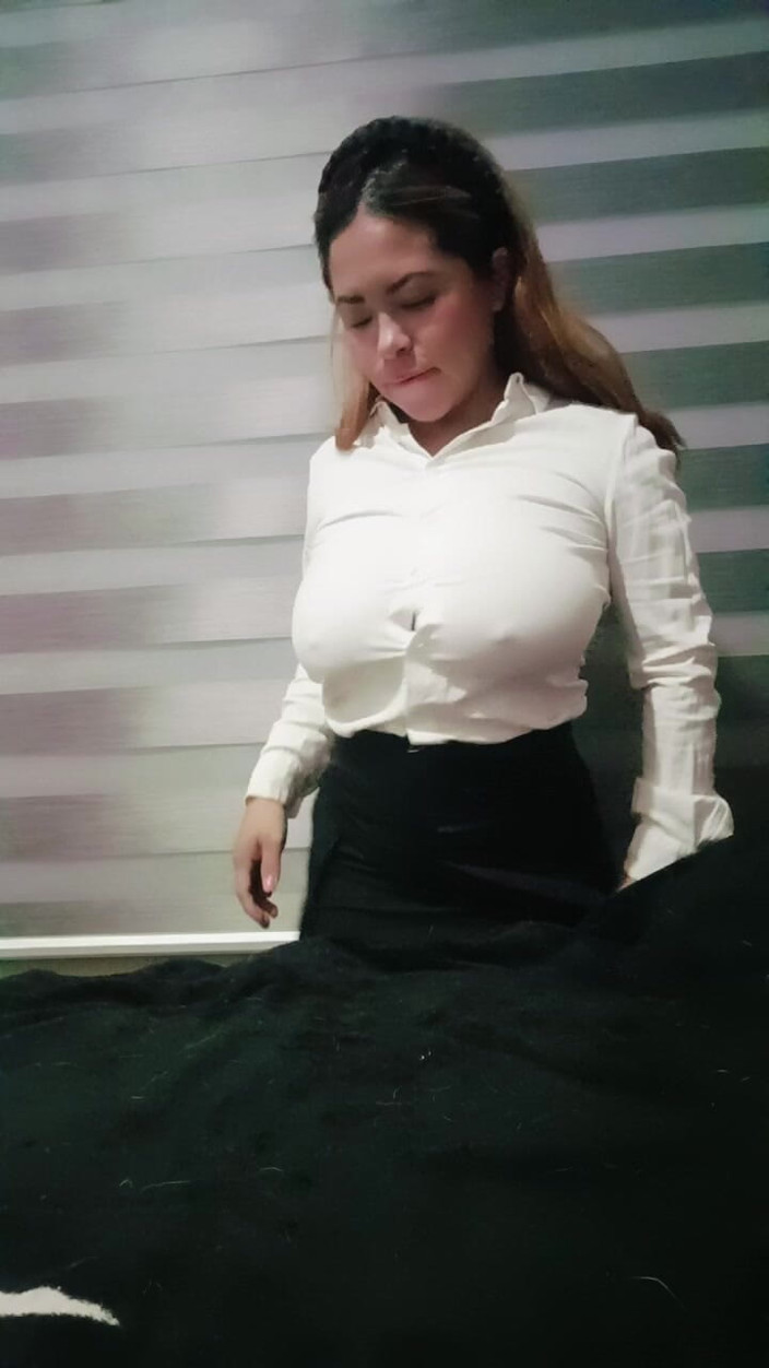 Los Chapis: The Sweet Secretary Masturbates for You