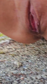 A Cousy Morning Piss in the Free Public