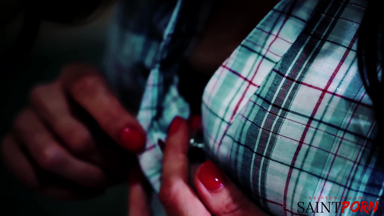 SaintPorn: Rebecca More zostaje muzą erekcji erotycznej pisarza