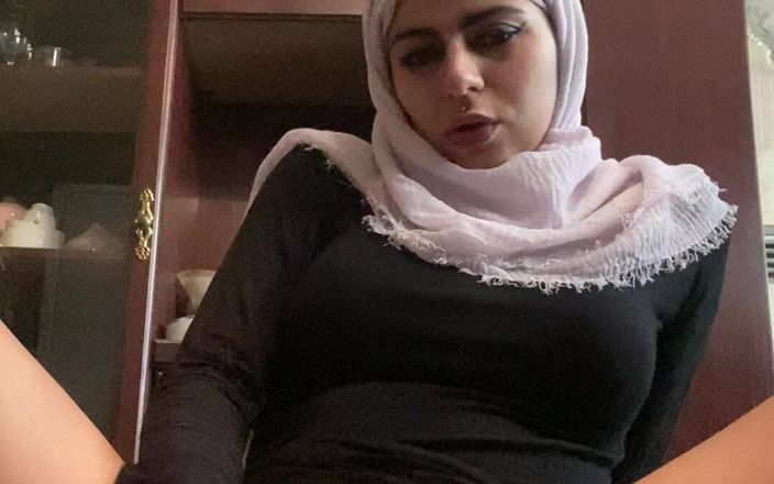 MiaNIqab: Küfürlü Müslüman amcık halımda tamamen ıslak mia niqab