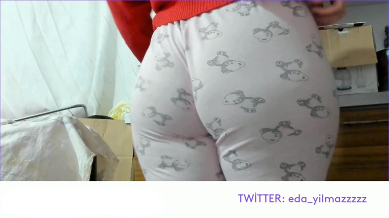 bigass_sexy_bigboobs: Cameltoe, Masturbate with Pajamas