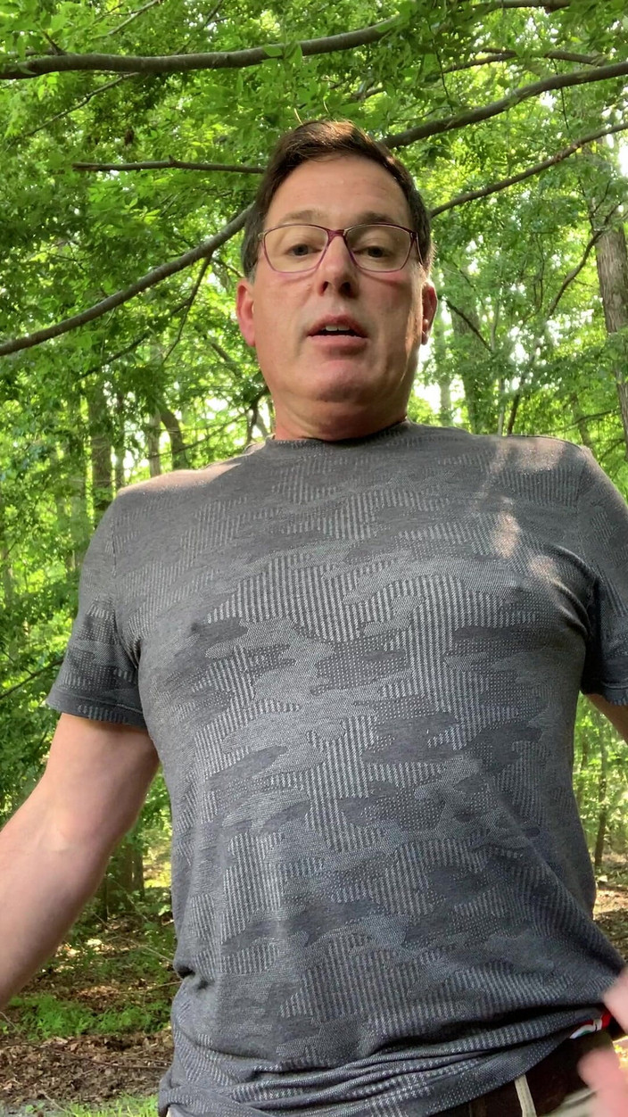 TJenner: 在停车场的我的车里撸管