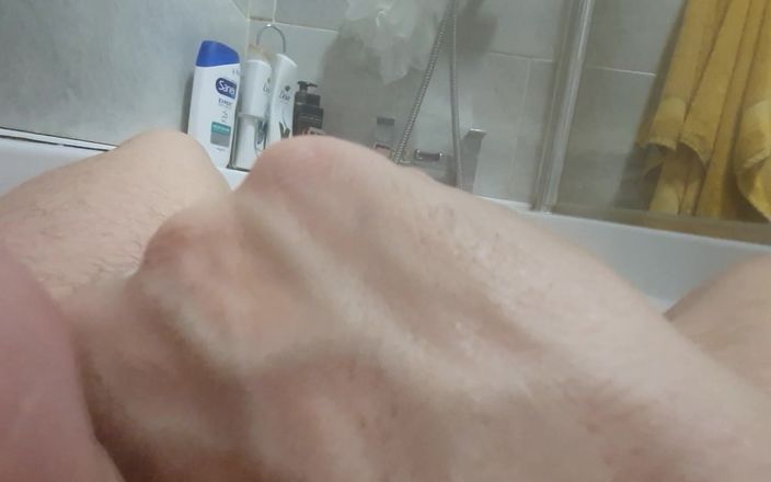 Len8: 曾经想过我在洗澡时有多努力
