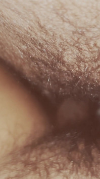 Futai erotic excitat de dimineață cu fata mea. Țâțe naturale mari și pizdă păroasă suculentă