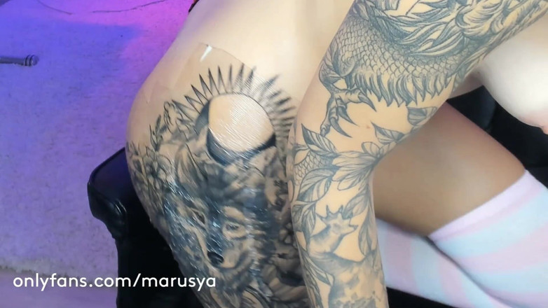 Marusya Hottest Ass: huge anal toy