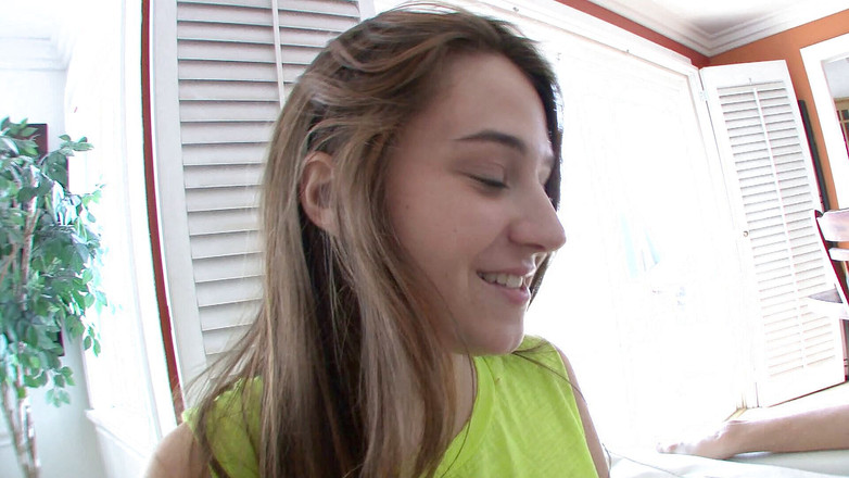 Get Your Fix: 대물 자지 새아빠에게 크림을 바친 거유 의붓딸