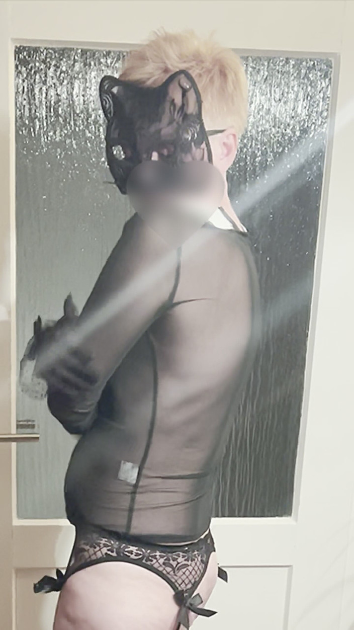 SashMash: Kedi maskeli karım beni azdırıyor