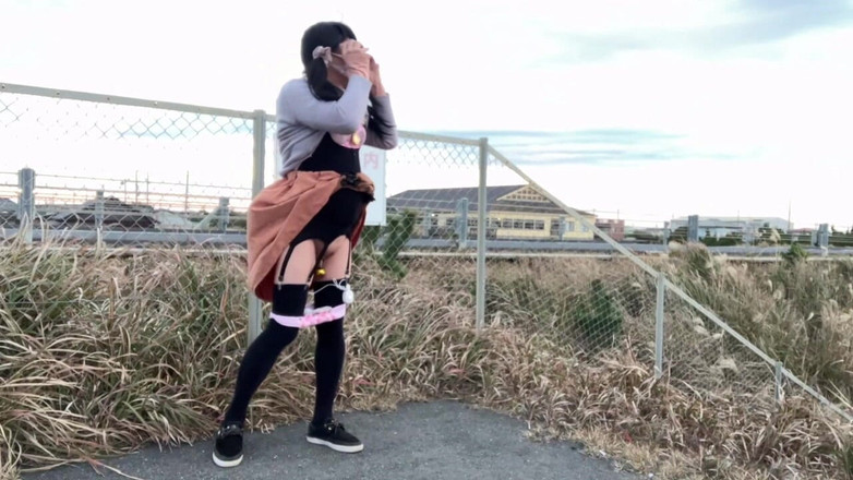 megu2002: Ordinul de antrenor nr. 29 Expunere pervertită pe o plajă publică