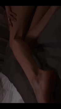 Întrebi despre ea