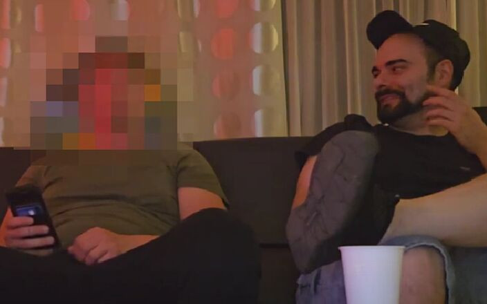 AntoGoesHunting: 흑인 대물 자지에게 따먹히는 발정난 밀프