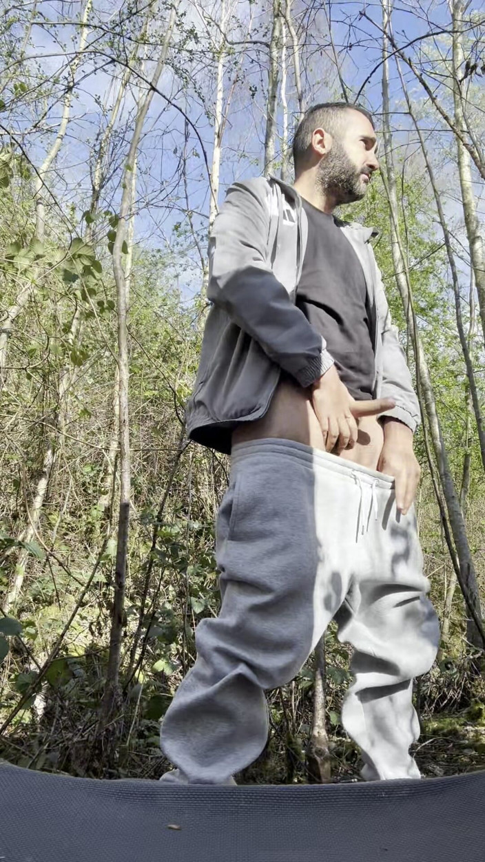 Growing teddy: Wank in the Woods
