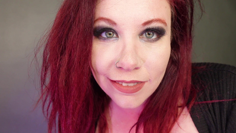 Deanna deadly: Nose and Lips Close up Custom Clip