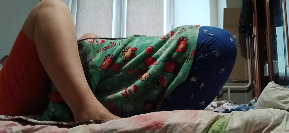 Lesbian-candys: I Love Sniffing and Licking Older Women's Pussies