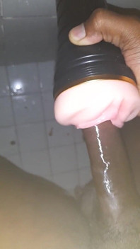 Jerking off S9 E10