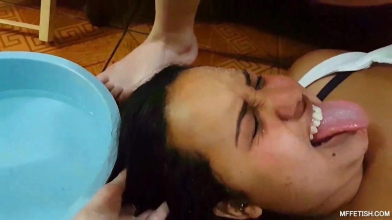Sapphic Latinas: Hagamos una pedicura