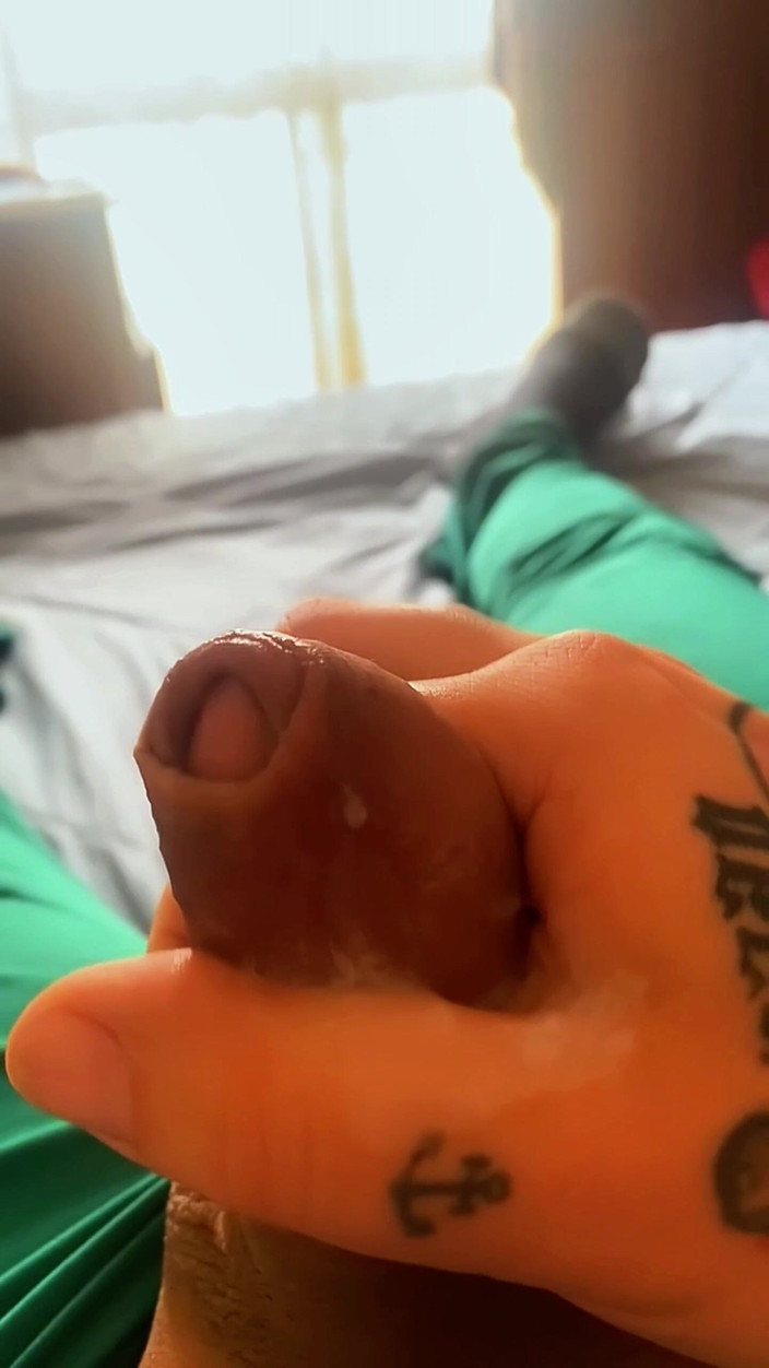 EmmaInkTrans: In der Kälte aufzuwachen, aber mit Sperma, das ich dir...