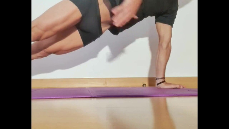 qaz11: 相机上的打手枪 - 585