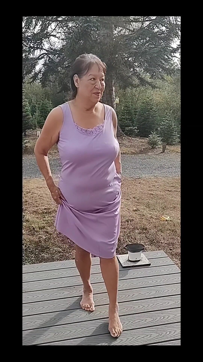 Zilah Luz: J’aime bouger mon cul nu