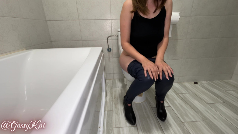 GassyKat: Les toilettes quotidiennes, épisode 34