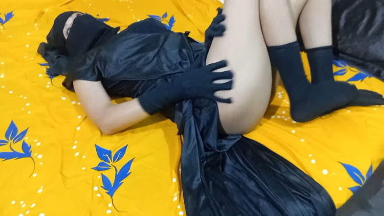 MrsShivani: Traurige muslimische ehefrau fühlt sich einsam zum ficken von jedermann