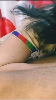 ฉันชอบดูน้องสาวไม่แท้สุดร่านของฉัน