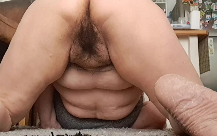 Mommy big hairy pussy: Slut MILF Opening Her Legs