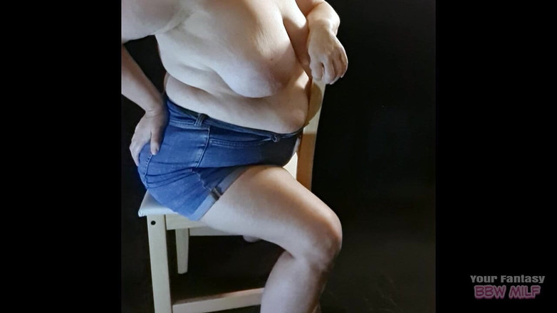 BBW_Wife: Penggambaran erotik - tetek MILF kendur matang yang besar dirakam dengan...