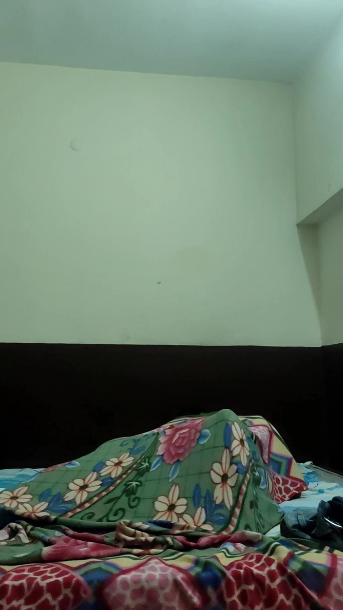 Hindiaudioadda1: Lovers Secretly Enjoying in Bedroom