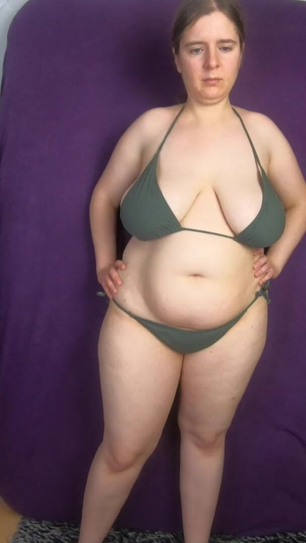 Lingerie Review: Bikini för liten för mig