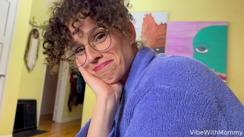 VibeWithMommy: Jewish Stepmom Instant Regret Blue Robe