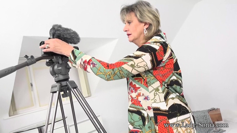 Lady Sonia: レディソニア - 舞台裏のドレス撮影