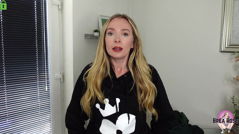 Brea Rose: Mv Crown și Merch Unboxing 2022