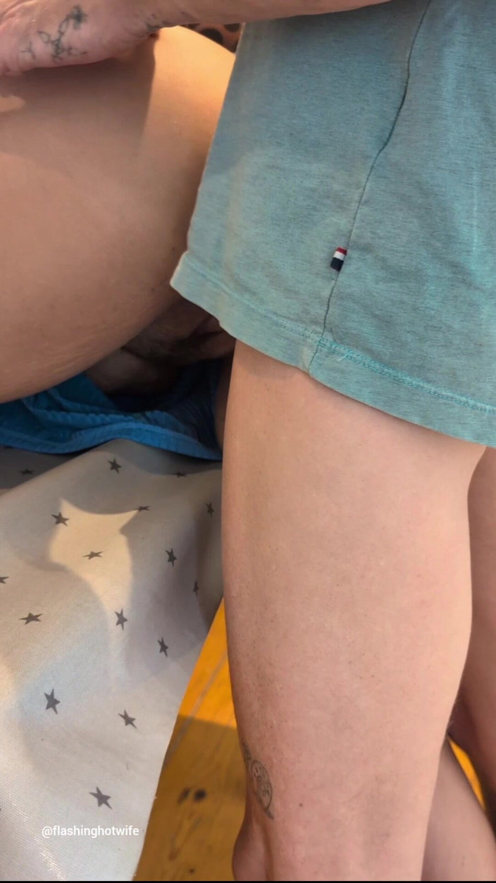 Roo Smith: Moglie scopata sul tavolo da pranzo