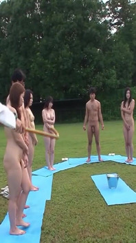Group of Japanese Girls Blow Few Guys and Get Their Cunts Licked Before Pissing