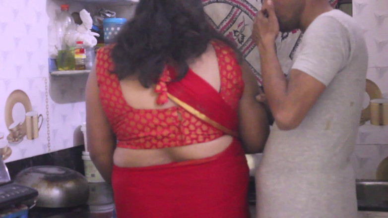 Indian porno creator: Indian Homemade Fucking Sasur and Bahu Hot Sex - Hindi Audio