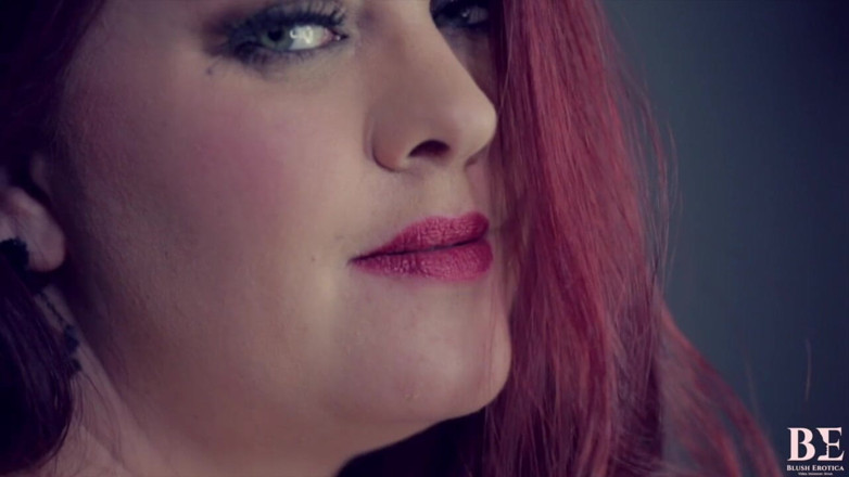 Blush erotica: Alexa grey - spuntino blu per te