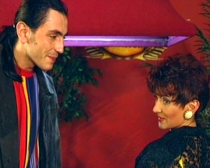 Deutsche Frauen: 熱いアナルファックの後に顔面化された成熟したドイツの痴女