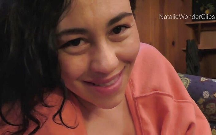 Natalie Wonder: Suger och knullar för att få ut dina varma cummies