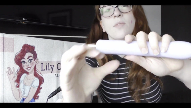 Lily O'Riley: NSFW Review of a Modular Rabbit Vibe