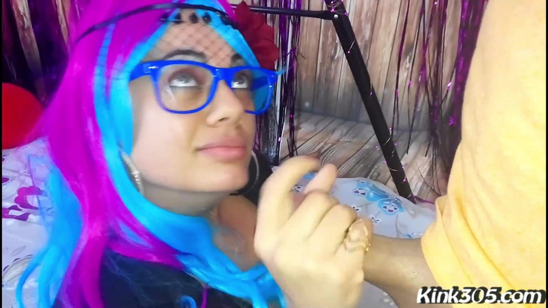 Alex Ace 305: Crushers porn interview of Alex turns into face sitting