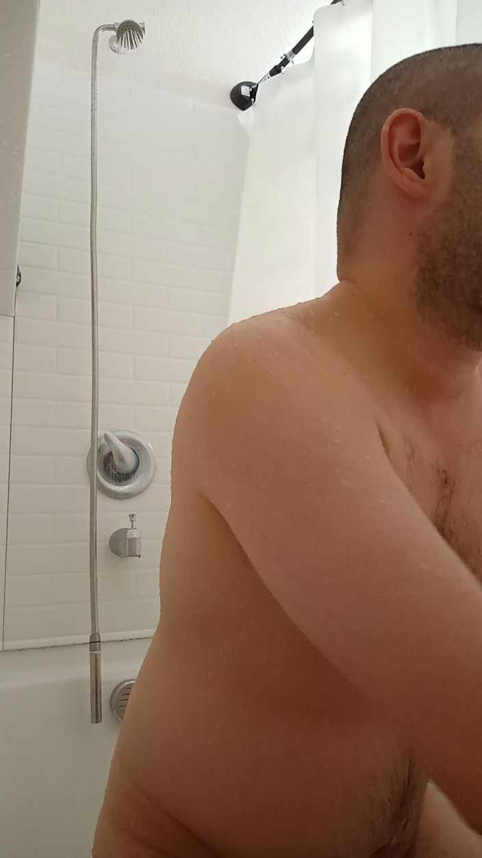 Brandon Lee: Wassersport, Dusche und rosenknoh