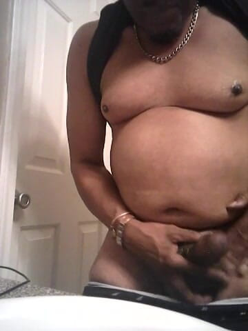 Sinzon The Attention Whore: Shinzon Performs