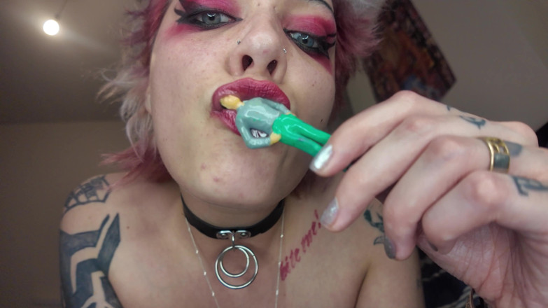 Glitterqueen1999: My Shrunken Stepbro