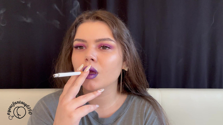 Your fantasy studio: Purple Smoke Svádění: detailní záběr na vaping a kouření