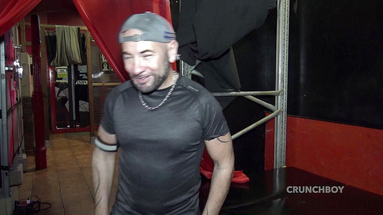 Bare domination in backroom with fetish boys: Jess zonder condoom geneukt door Alejandro