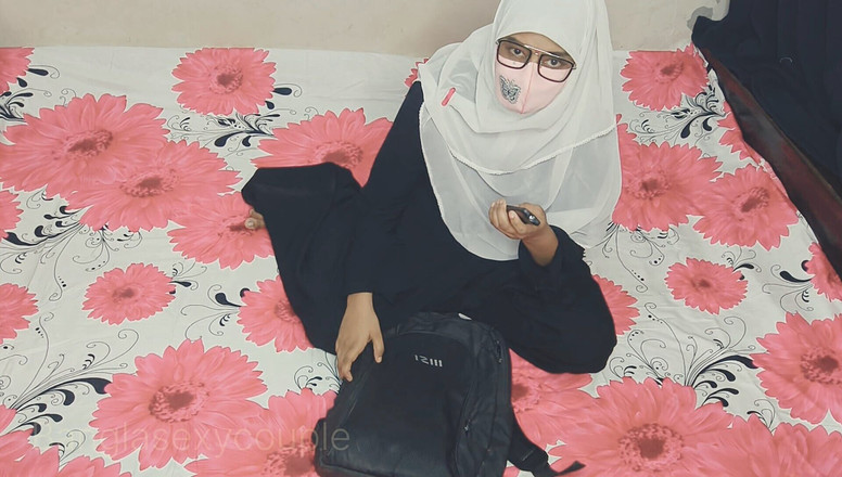 Banglasexycouple: Podvádím svou přítelkyni se svou velkou prsatou nevlastní sestrou