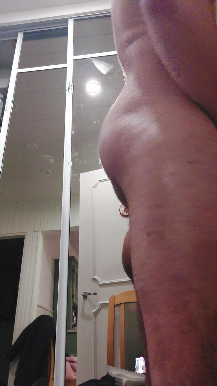 Big Tunisian Dick: Vid thủ dâm một mình của tôi