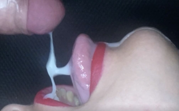 Niki studio: Meilleure pipe en gros plan